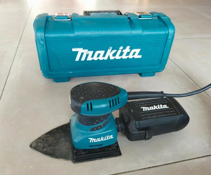 Makita BO4565 Vlakschuurmachine met toebehoren, Doe-het-zelf en Verbouw, Gereedschap | Handgereedschap, Gebruikt, Ophalen of Verzenden