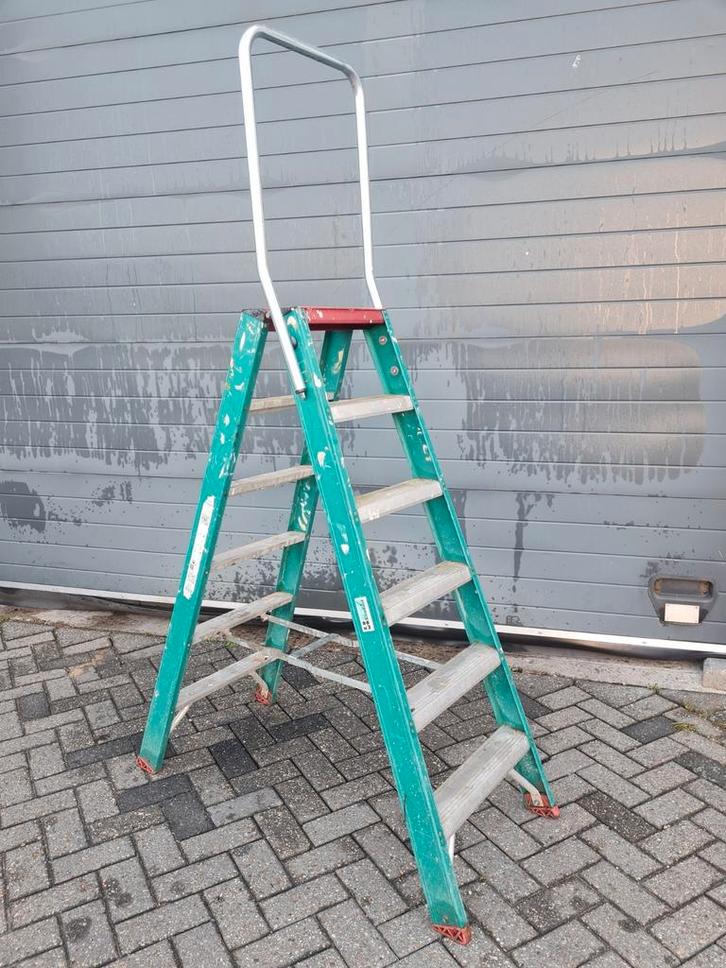 Gebruikte Altrex dubbele trap TDO6 2 x 6 trede Taurus, Doe-het-zelf en Verbouw, Ladders en Trappen, Zo goed als nieuw, Trap, Ophalen