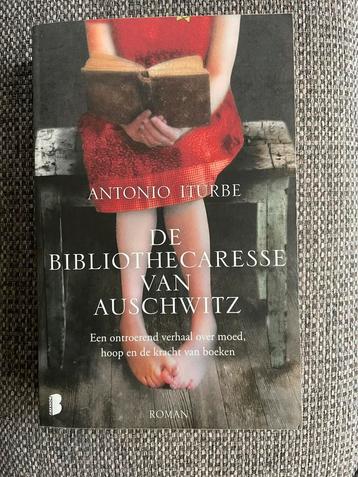 Boek De Bibliothecaresse van Auschwitz roman beschikbaar voor biedingen