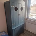 Kinder kleding kast blauw., Kinderen en Baby's, Kinderkamer | Commodes en Kasten, Ophalen, Zo goed als nieuw, 50 tot 70 cm, 105 cm of meer