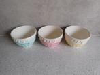 Kom 12 cm. Ice Cream Pastel Roze Groen en Geel Riverdale, Gebruikt, Ophalen of Verzenden, Kom(men), Overige stijlen
