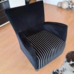 Chique fauteuil met uniek design, Ophalen, Minder dan 75 cm, Zo goed als nieuw, 50 tot 75 cm
