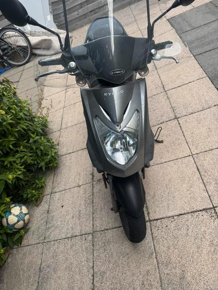 Kymco Agility 50 (2009) start/volgas opknapper, Fietsen en Brommers, Scooters | Kymco, Gebruikt, Agility, Maximaal 45 km/u, Benzine