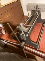 Ets Pers - Bouwjaar 1980. Gereedschap voor Kunstenaars Pe, Antiek en Kunst, Kunst | Etsen en Gravures, Ophalen of Verzenden