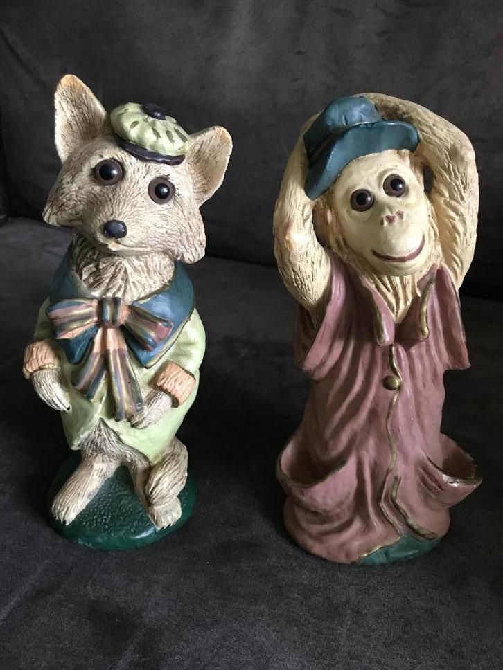 Vintage / Antieke Beeldjes van een Aap en een Vos., Verzamelen, Beelden en Beeldjes, Zo goed als nieuw, Dier, Ophalen of Verzenden