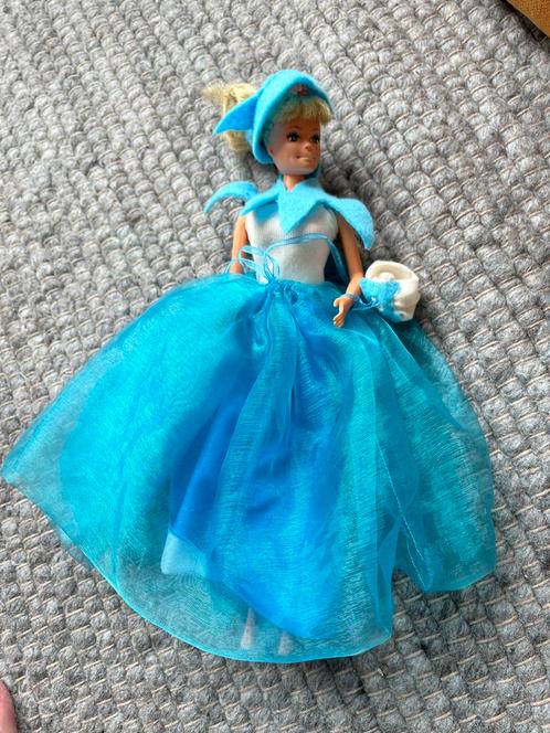 Vintage Barbie Pop Blauwe Jurk, Antiek en Kunst, Antiek | Speelgoed, Ophalen of Verzenden