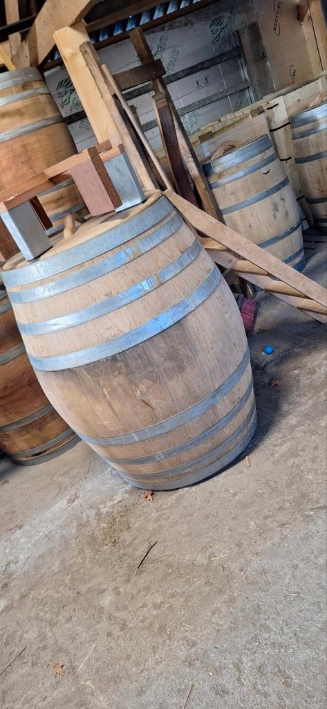 Ijsbad dompelbad gemaakt van eikenhouten wijnvaten, Tuin en Terras, Regentonnen, Nieuw, Hout, 150 liter of meer, Ophalen