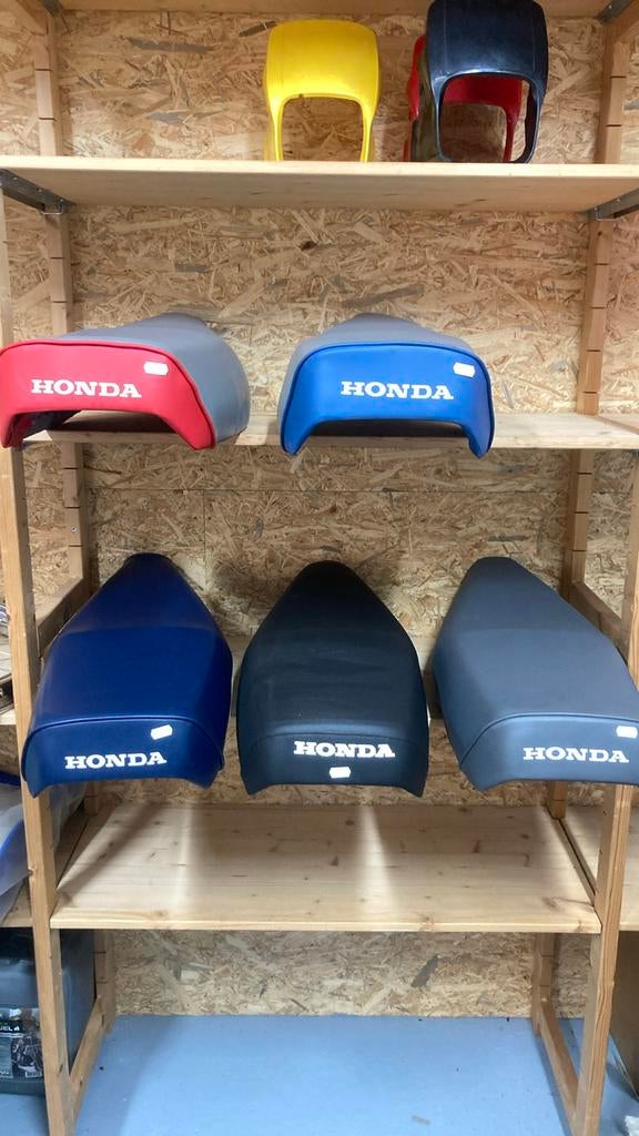 Honda Scoopy Sh50 Model 83/95 Buddyseats dragers, Fietsen en Brommers, Brommeronderdelen | Algemeen, Nieuw, Zadel, Ophalen of Verzenden
