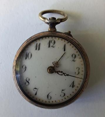 Antiek zakhorloge cylindre 8 rubis beschikbaar voor biedingen