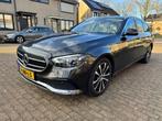 Mercedes-Benz E-Klasse E300 e 320pk 9G-TRONIC 2020 Grijs, Auto's, Automaat, Achterwielaandrijving, 4 cilinders, Stationwagon
