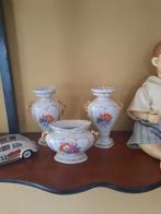 Antiek Limoges Vaasjes Set - Puntgaaf, Antiek en Kunst, Ophalen of Verzenden