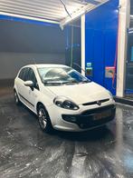 Fiat Punto 1.3 Multijet 62KW 5DR 2011 Wit NIEUWE APK, Auto's, Voorwielaandrijving, 4 cilinders, 400 kg, Wit