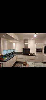 Complete Hoekkeuken met Granieten Blad & Bosch Apparatuur, Huis en Inrichting, Ophalen, Hoekkeuken, Graniet of Steen, Zo goed als nieuw