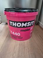 Thomsit tapijt lijm T440, Ophalen, Zo goed als nieuw