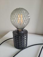 Zwarte tafellamp Kwantum, Huis en Inrichting, Lampen | Tafellampen, Ophalen of Verzenden, Zo goed als nieuw, Minder dan 50 cm