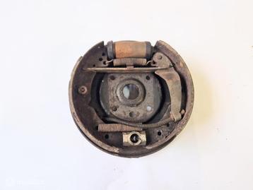 Ankerplaat linksachter Amazon 120 130 220 P1800 669514 beschikbaar voor biedingen