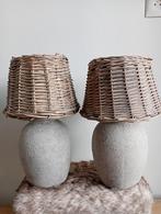 Lichtgrijze betonlook lamp handgemaakt, Ophalen, 25 tot 50 cm, Rond, Grijs