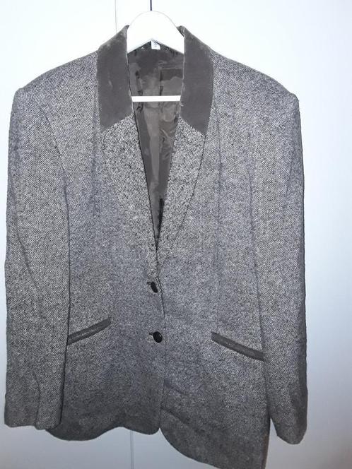 Bruin Gemêleerd Jasje Met Knopen Maat 44, Kleding | Dames, Jasjes, Kostuums en Pakken, Gedragen, Jasje, Maat 42/44 (L), Bruin