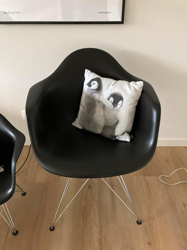 Zwarte Stoel met Metalen Poten, Huis en Inrichting, Stoelen, Gebruikt, Eén, Metaal, Zwart, Ophalen