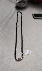 Granaten collier met goud slotje., Ophalen of Verzenden, Goud, Ketting