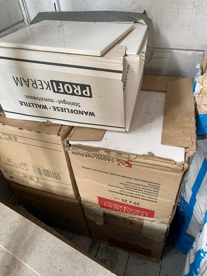 Witte glans badkamertegels, 6m2 (20x25cm), Doe-het-zelf en Verbouw, Tegels, Nieuw, Wandtegels, Keramiek, 20 tot 40 cm, 5 tot 10 m²