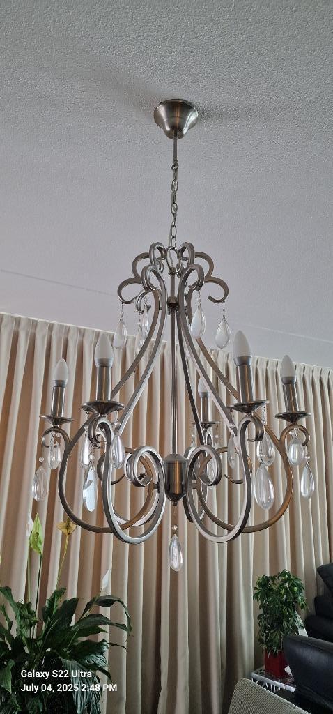 Elegante metalen kroonluchter met kristallen – 6-armig, Huis en Inrichting, Lampen | Hanglampen, Zo goed als nieuw, 75 cm of meer