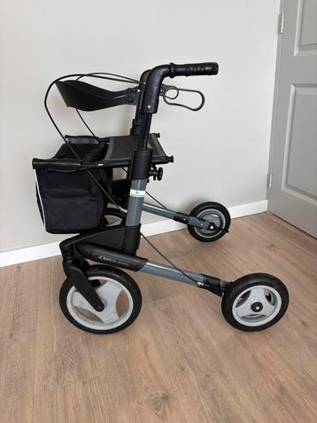 Topro olympos m rollator met grote wielen zeer  nette staat beschikbaar voor biedingen