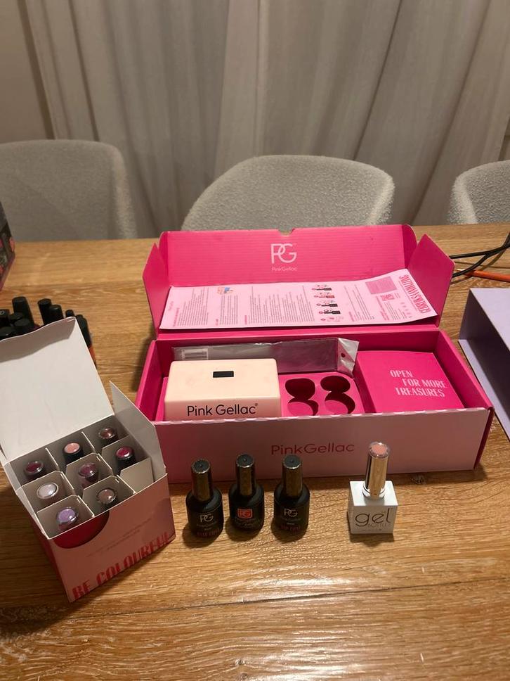 Pink Gellac Set + The Gel Bottle BIAB, Sieraden, Tassen en Uiterlijk, Uiterlijk | Cosmetica en Make-up, Nieuw, Make-up, Handen en Nagels