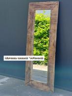 Grote spiegel met lijst van oude eiken wagonplanken 148 x 59, Huis en Inrichting, Woonaccessoires | Spiegels, Ophalen, 100 tot 150 cm