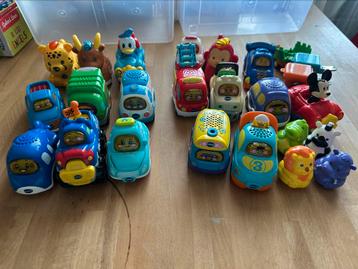 18 Vtech toet toet autootjes, 4 dieren, 1 tankstation ++++ beschikbaar voor biedingen