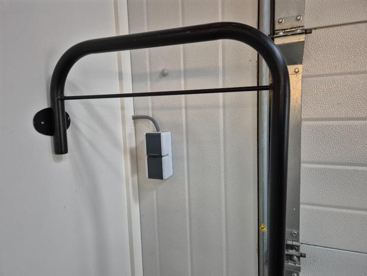 Kledingstang Ikea zwart ijzer, Kleding | Dames, Kledingrekken, Gebruikt, Ophalen