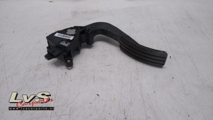 Gaspedaal van een Dacia Dokker, Auto-onderdelen, Interieur en Bekleding, Dacia, Gebruikt, 3 maanden garantie, Ophalen of Verzenden