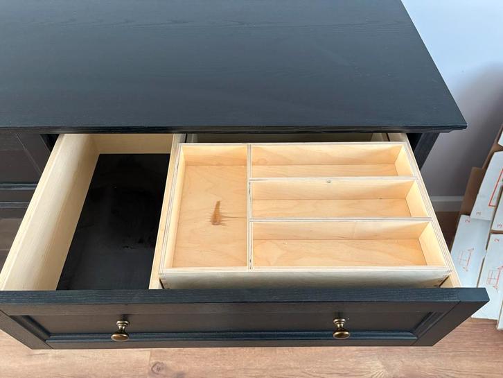 Zwarte IKEA HAVSTA Buffetkast, Huis en Inrichting, Kasten | Dressoirs, Gebruikt, 100 tot 150 cm, 25 tot 50 cm, Met lade(s), Grenenhout