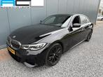 BMW 3-serie M340i Automaat X-Drive High Executive Sedan, Auto's, Zwart, Vierwielaandrijving, Particulier, 2998 cc