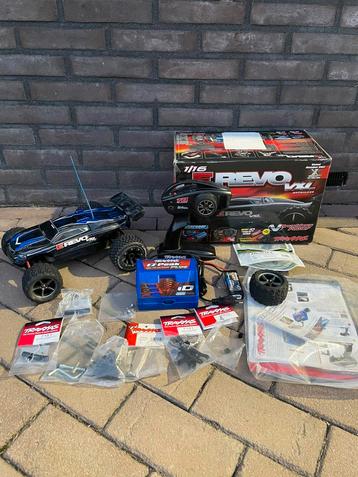 Traxxas E Revo VXL 1/16 met accu en lader, reserveonderdelen beschikbaar voor biedingen