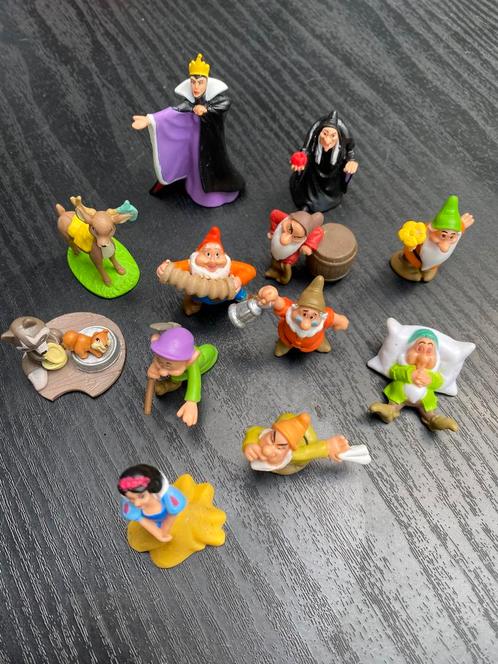 Disney AH set sneeuwwitje en de 7 dwergen, Verzamelen, Disney, Zo goed als nieuw, Beeldje of Figuurtje, Sneeuwwitje of Doornroosje
