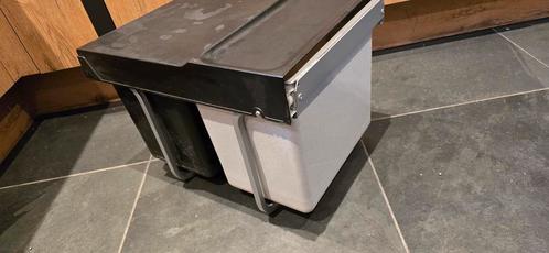 voor in keukenkastje (op de foto nog niet schoongemaakt), Huis en Inrichting, Woonaccessoires | Prullenbakken, Gebruikt, Ophalen of Verzenden