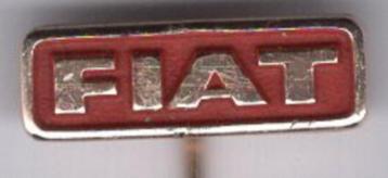 Fiat rood op zilverkleurig auto speldje ( B_027 ) beschikbaar voor biedingen