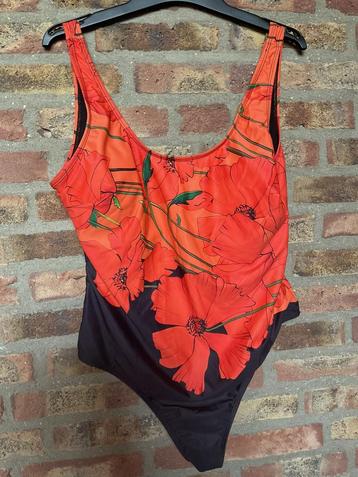 Prachtig badpak, zwart met oranje bloemen, prrima staat 46 beschikbaar voor biedingen