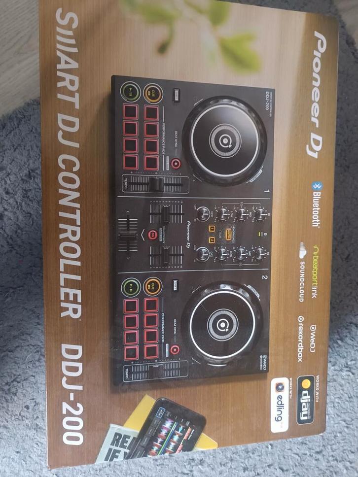 Pioneer DDJ-200 DJ Controller - Perfect voor Beginners!, Muziek en Instrumenten, Dj-sets en Draaitafels, Zo goed als nieuw, Dj-set