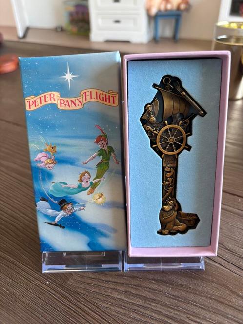 Disney limited peter pan flight key/sleutel, Verzamelen, Disney, Zo goed als nieuw, Beeldje of Figuurtje, Ophalen of Verzenden