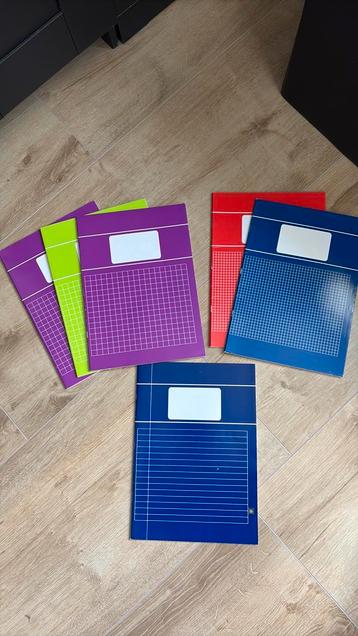 Nieuwe schriften A4 beschikbaar voor biedingen