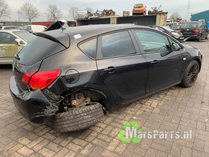 Dorpel rechts van een Opel Astra (GBG), Auto-onderdelen, Carrosserie en Plaatwerk, Opel, Gebruikt, 6 maanden garantie, 12 maanden garantie