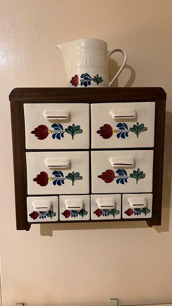 Antiek Kruidenkastje Boerenbond met Bloemmotieven, Antiek en Kunst, Antiek | Keramiek en Aardewerk, Ophalen