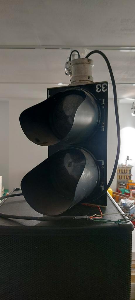 4 werkende LED Verkeerslichten, Verzamelen, Elektronische Apparatuur, Ophalen