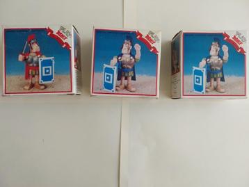 3 x set Play Asterix Obelix Romeinen uit de jaren 1980-1984 beschikbaar voor biedingen