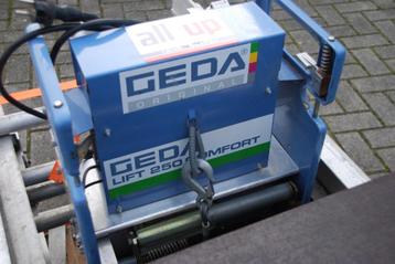 Geda 250 Comfort 11 meter pannenlift ladderlift demontabele  beschikbaar voor biedingen