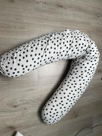 Voedingskussen met hoes - HEMA beschikbaar voor biedingen