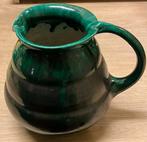 Prachtige oude kan van KAMU (Mobach) - groen luster glazuur., Verzenden