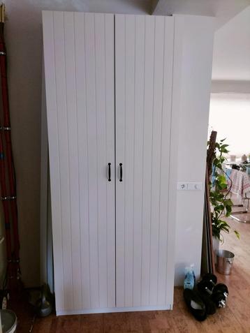 pax kast 